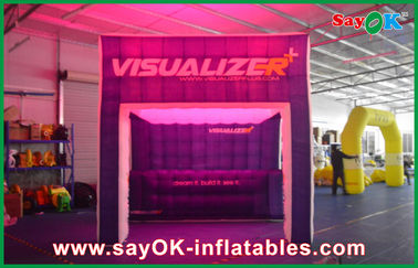 La boîte de nuit gonflable Costomized de tente de famille a mené la tente gonflable de cube pour l'exposition avec la cannelure