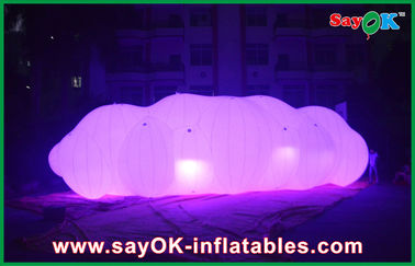flotteur gonflable de ballon de nuage d'hélium de PVC de 0.18mm dans le ciel avec la lumière de LED