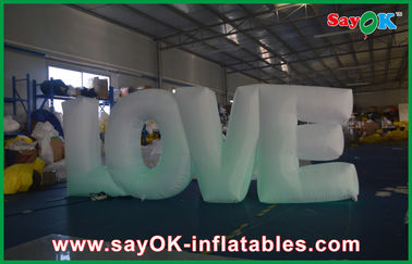 Décoration gonflable en nylon populaire de l'éclairage 190T pour le jour de valentines