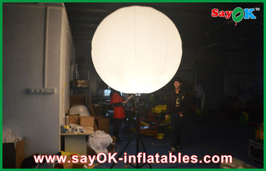 Décoration gonflable d'éclairage d'événement extérieur, ballon gonflable de support blanc avec le trépied