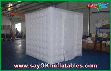 Le mariage de cabine de photo étaye le tissu blanc de cube de photo de la clôture gonflable énorme 210 D Oxford de cabine
