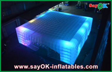 L'OEM gonflable de boîte de nuit a mené la tente gonflable géante d'air de cube pour les foires, 14 x 14m