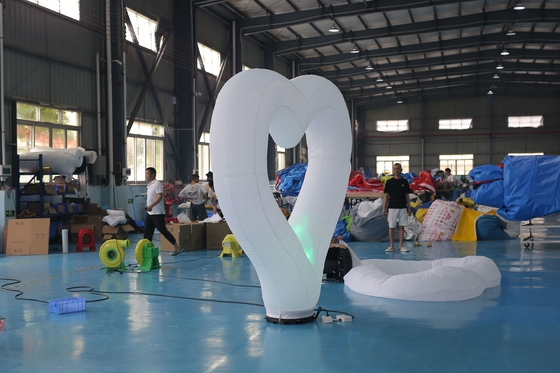 lumière de la ceinture LED de coeur de décoration de 2.5M Diameter Inflatable Lighting