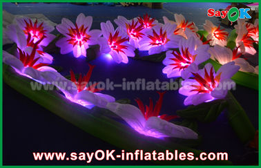 La décoration de allumage gonflable de partie a mené les fleurs gonflables de tissu d'Oxford de chaîne de fleur avec des lumières de LED