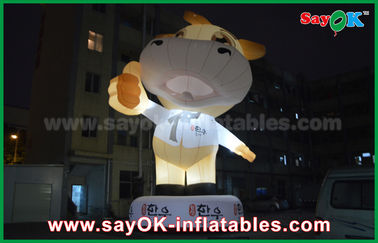 Publicité 10m Vache géante d'Oxford Cartoon gonflable Blanc couleur avec lumière LED personnages de dessins animés pour les fêtes d'anniversaire