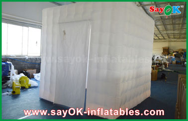 Tente gonflable de cabine de photo de cube de photo de cabine en porte moyenne gonflable de la clôture 1 avec le ventilateur de CE/UL, matériel d'Oxford