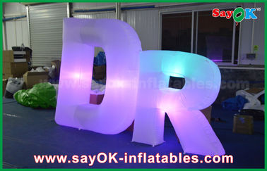 Lettre géante menée gonflable de Decoration Words Wedding Inflable de modèle de lettre avec des lumières colorées