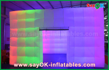 3 la boîte de nuit gonflable de tente d'air en tente d'homme de tissu gonflable du cube 5x5m Oxford avec la lumière colorée peut faire Logo Print
