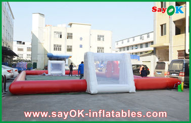 Grand terrain de football rouge gonflable gonflable géant du football 10m avec le matériel fort de PVC d'utilisation de porte