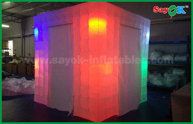 Cabine gonflable légère de photo de couleur différente gonflable de tente/tente gonflable portative de Photobooth de cube avec 2 portes