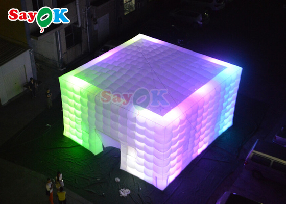 Cabine gonflable adaptée aux besoins du client de photo de mariage de boîte de nuit de tente de cube en air avec la lumière colorée de LED
