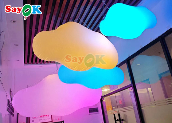 Éclairage LED sur le nuage gonflable personnalisé pour la décoration de club pavillon gonflable au festival de musique