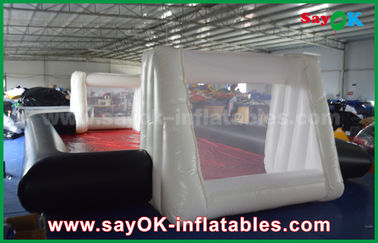 qualité marchande gonflable faite sur commande Inflatables blanche de PVC de 0.55mm/de noir terrain de football