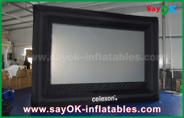 Écran de projection gonflable blanc de PVC de cinémas d'arrière-cour/noir fait sur commande avec l'approbation de GV de cadre