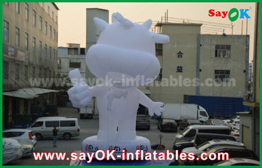 Taille blanche des bétail 10m de personnages de dessin animé gonflables faits sur commande