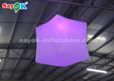 Cube accrochant gonflable en 1 mètre LED avec 16 couleurs pour la décoration d'étape