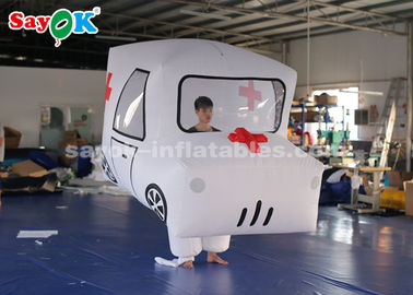 Modèle gonflable fait sur commande géant d'ambulance de produits pour la promotion