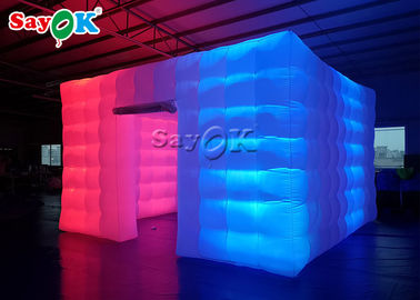 Tente blanche gonflable énorme de partie de cube en publicité et en mariage