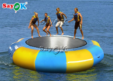 Jouet d'eau Saturn 5m pour adultes Trampoline gonflable pour les jeux de parc aquatique