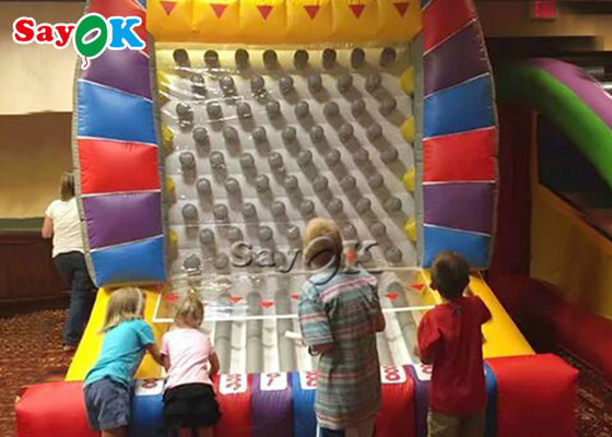 Le carnaval gonflable Plinko gonflable de jeux de plein air folâtre le jeu pour des adultes d'enfants