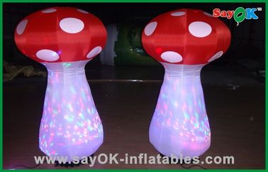 La décoration de allumage gonflable Inflable de décoration de champignon de LED répand