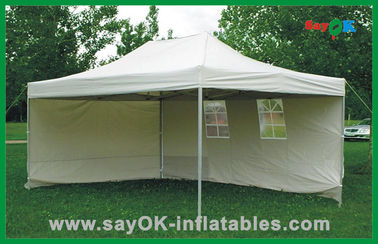 Le blanc de tente de voyage a adapté la tente aux besoins du client se pliante extérieure avec le tissu d'Oxford pour la partie