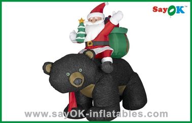 Décoration gonflable de Noël de bonhomme de neige de Santa de Noël avec le cadeau et l'ours noir