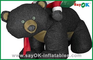 Décoration gonflable de Noël de bonhomme de neige de Santa de Noël avec le cadeau et l'ours noir