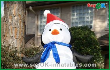 Décorations gonflables de vacances de Noël de bonhomme de neige mignon de Santa avec le chapeau de Santa