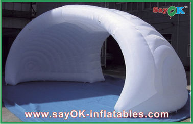 La tente d'air de famille a adapté la tente aux besoins du client de publicité gonflable extérieure de petite tente gonflable d'air
