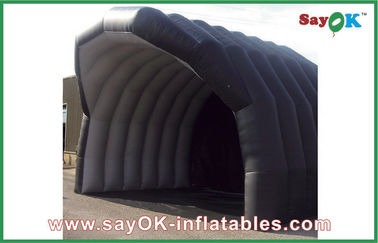Tente serrée d'air gonflable construisant la grande Chambre gonflable noire de tente pour camper