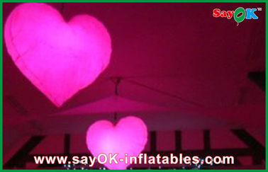 Décoration menée gonflable d'éclairage de coeur de nuit pour la publicité