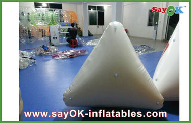 Les jeux de plein air gonflables ont adapté les jeux aux besoins du client gonflables de sports, balise gonflable de fabricant de balise de l'eau