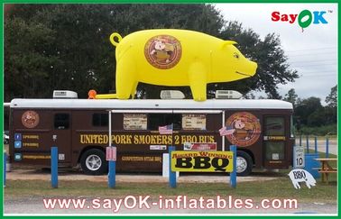 Porc gonflable jaune géant gonflable fait sur commande de la publicité des produits L5m de magasin de BBQ