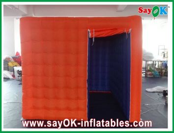 Orange gonflable mobile durable de cabine de photo de décorations gonflables de partie en dehors de l'intérieur pourpre avec une porte