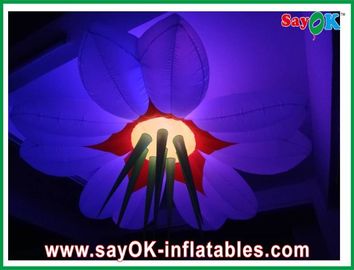 Diamètre gonflable 2.5m de fleur de tissu en nylon décoratif avec l'éclairage mené