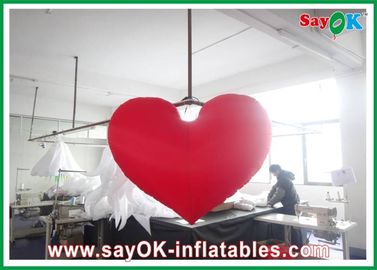 Faites la fête la décoration gonflable d'éclairage, coeur gonflable du tissu 190T en nylon