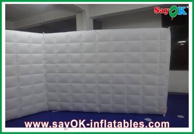 Tente familiale gonflable personnalisée Parement séparatif gonflable / Parement conjoint lumineux à LED gonflé pour mariage