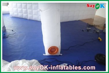 Tente familiale gonflable personnalisée Parement séparatif gonflable / Parement conjoint lumineux à LED gonflé pour mariage