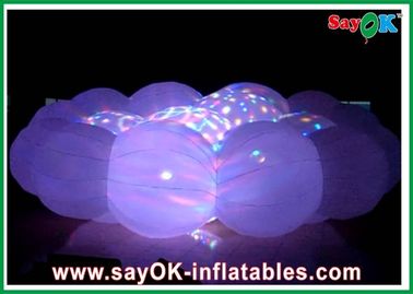 Nuage gonflable coloré par blanc d'accessoires gonflables de boule de la partie LED LED pour la boîte de nuit