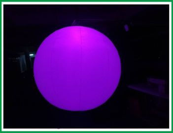 Matraquez la boule gonflable du tissu 190T en nylon avec le diamètre mené de lumières 2 mètres