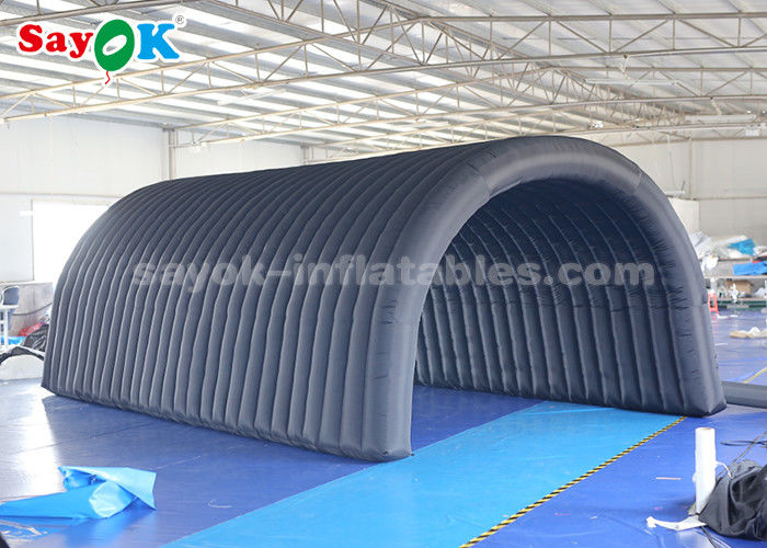 Tente gonflable extérieure 210D en tissu oxford noir Tente gonflable pour exposition / promotion