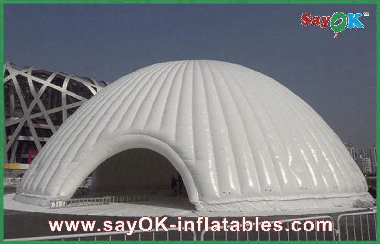 Éclairage LED commercial blanc portable pour discothèque Tente gonflable igloo Tente mobile de club de nuit Tente gonflable club de nuit
