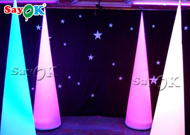 Décoration d'éclairage/cône gonflables attrayants d'explosion pour Noël